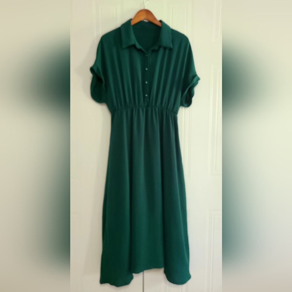 Elegant Green Midi Dress